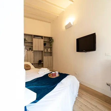 Apartman I Host - Giulio Mono 15 *