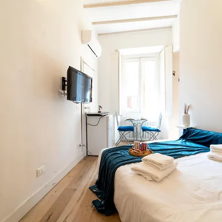 Apartman I Host - Giulio Mono 15 *